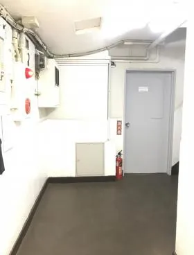 神田司町ビルの外観