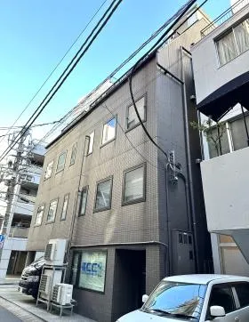 文栄ビルの外観