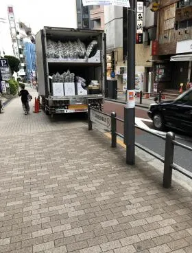 丸正小林ビルの外観
