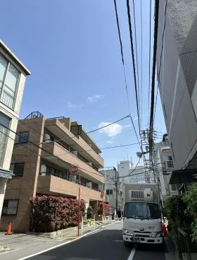 代々木公園ビルの外観