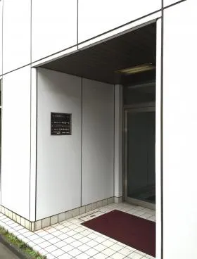 淡路建物ビルの外観