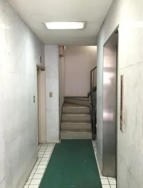 淡路建物ビルの外観