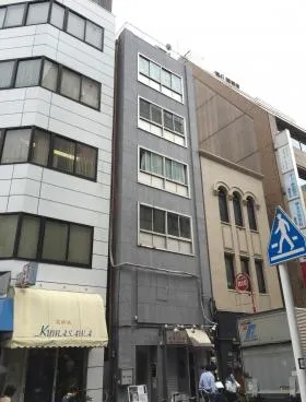 トモノビルの外観