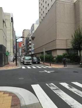 トモノビルの外観