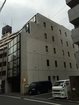 カワグレビルの外観