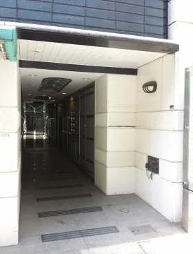 ルート蛎殻町ビルの外観