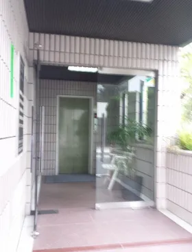 丸森ビルの外観