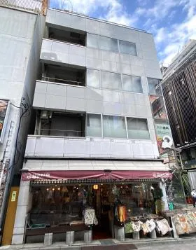 赤坂バリ島ビルの外観