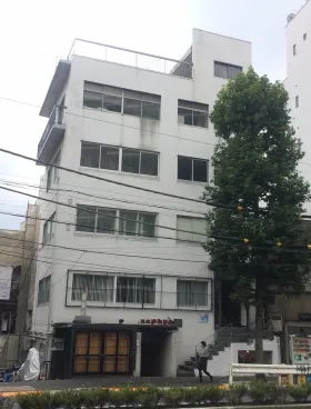 南青山関口ビルの外観