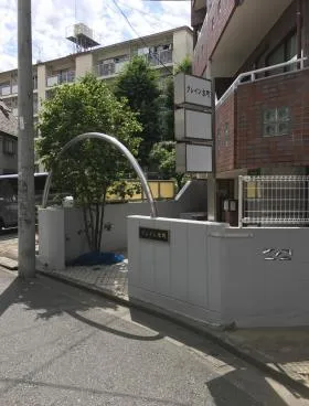 クレイン本町の外観