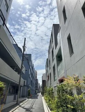 サンライズ新宿ビルの外観
