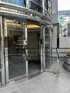 K&Mビルの外観