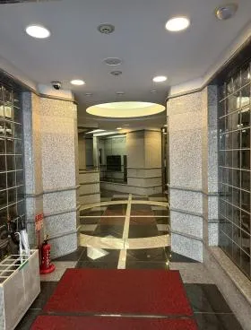 K&Mビルの外観