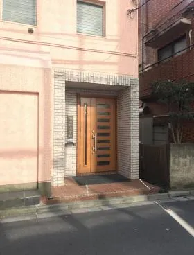 勝山ビルの外観