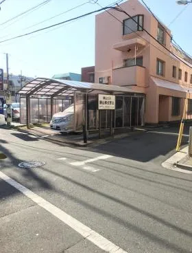 勝山ビルの外観