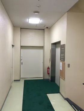 ヒラヤマビルディングの外観