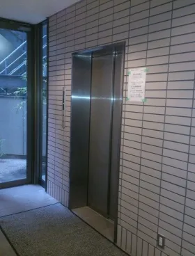 赤坂OSビルの外観