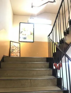 AIビルの外観