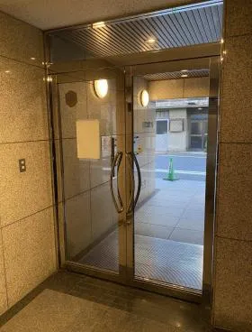 新富太陽ビルの外観
