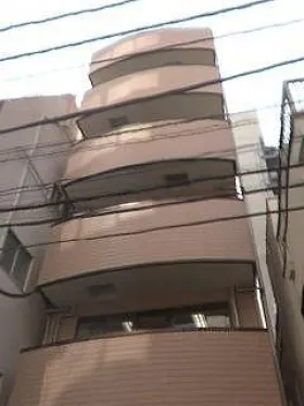 高岡ビルの外観