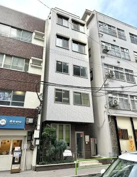 ハタノビルの外観