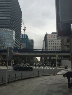第21中央ビルの外観