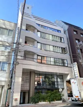 D’sVARIE御徒町(旧:ユニゾ仲御徒町ビル)の外観