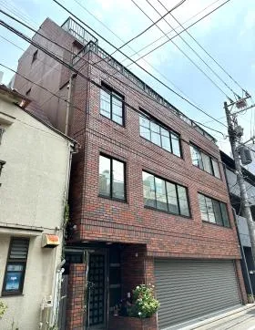 湯島片岡ビルの外観