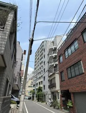湯島片岡ビルの外観