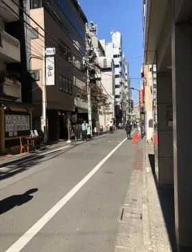 信澤ビルの外観