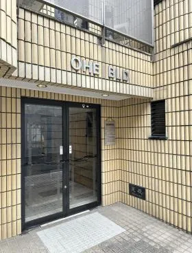 麻布聖徳ビルの外観