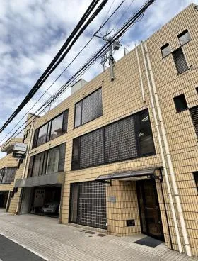 麻布聖徳ビルの外観