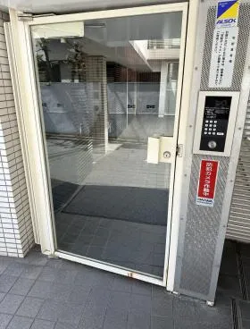 アピカ代々木上原ビルの外観