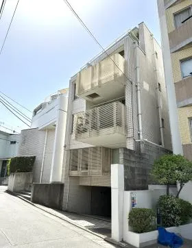 アピカ代々木上原ビルの外観