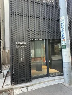 MAX&Co.ビルの外観