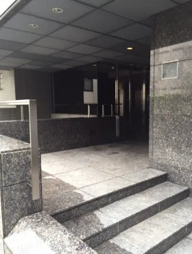 代々木當山ビルの外観