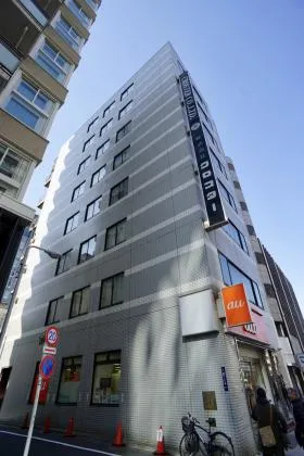 クロスター雷門の外観