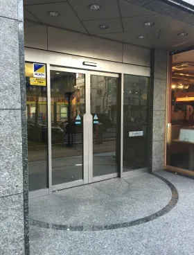 いちご高田馬場ビルの外観