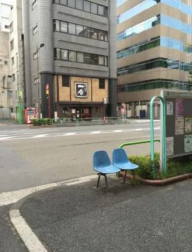 鈴木ビルの外観