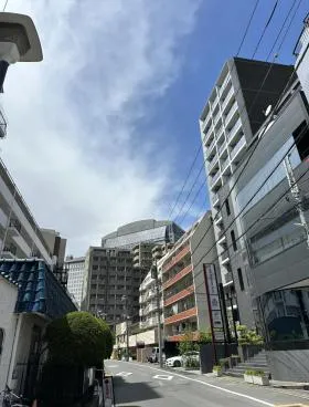 岩波ビルの外観