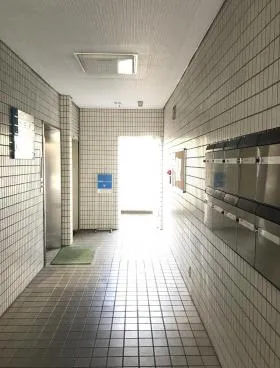 百人町2丁目ビルの外観