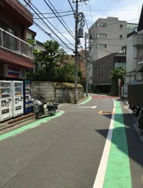 和宏美術ビルの外観