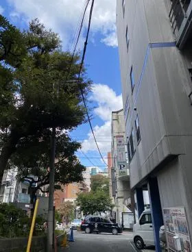 信國ビルの外観