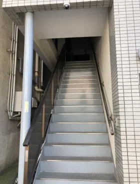 ガディル・タガワの外観