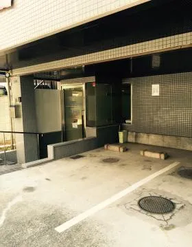 SIT西新宿ビルの外観