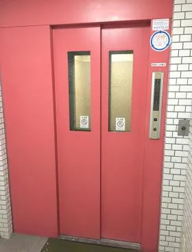 チェリー東麻布の外観