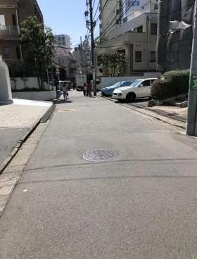 ブルースカイ千駄ヶ谷ビルの外観