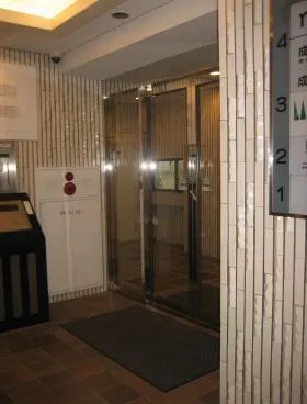 スカイエスタビルの外観