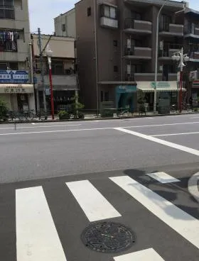鈴木ビルの外観