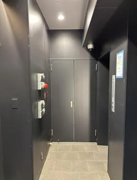 STビルの外観